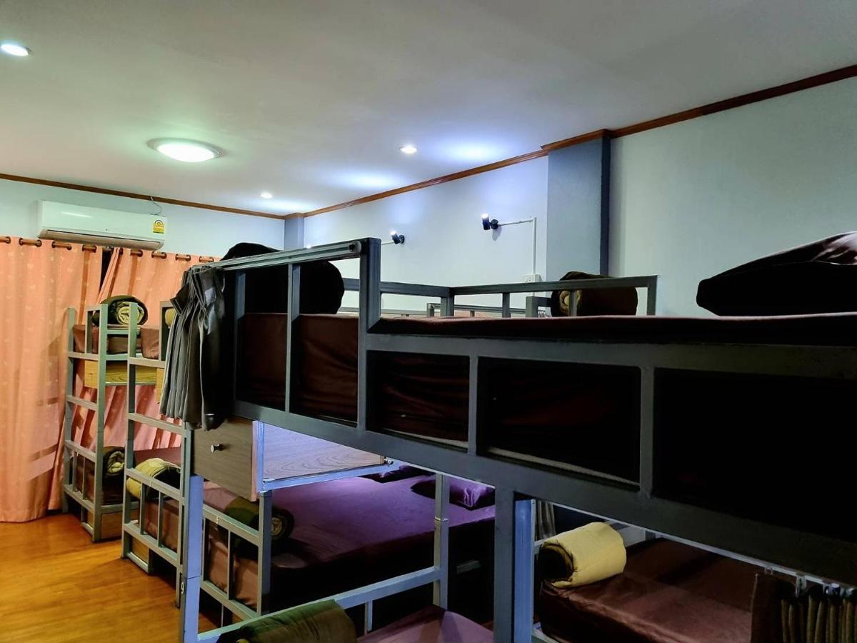 T2B Hostel Чиангмай Экстерьер фото