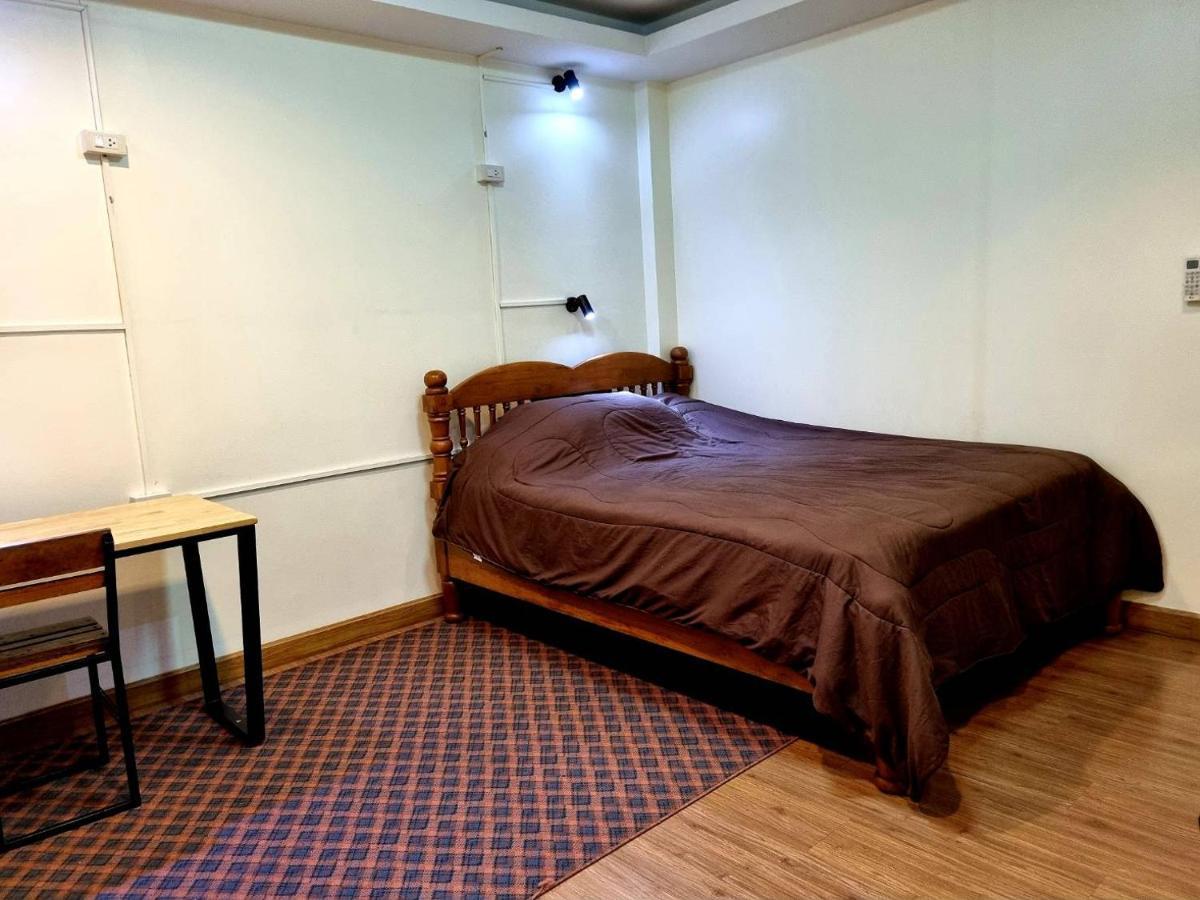 T2B Hostel Чиангмай Экстерьер фото